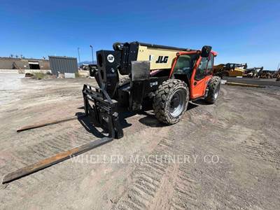 JLG 1255 Telehandler