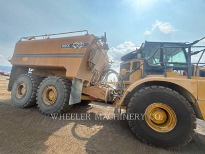 Caterpillar 740GC Water Truck