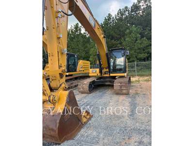 Caterpillar 320 Excavator