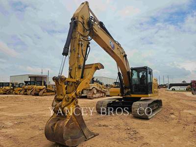 Caterpillar 323 Excavator