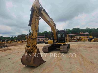 Caterpillar 323 Excavator