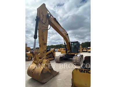 Caterpillar 33007 Excavator