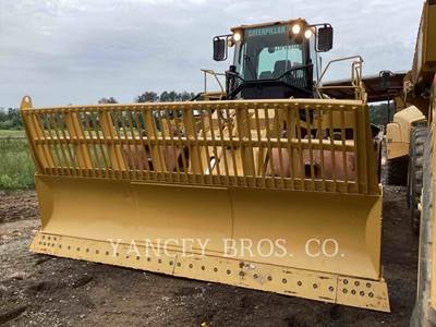 Caterpillar 826H Landfill Compactor