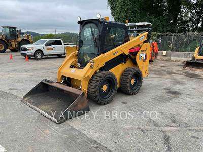 Caterpillar 262D3 Skid Steer