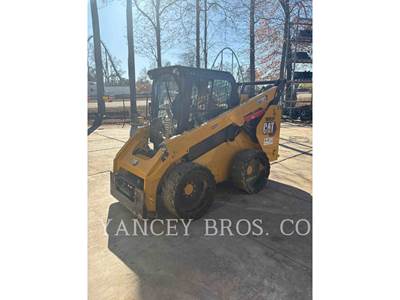Caterpillar 272D3 XE Track Skid Steer