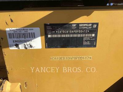 Caterpillar CB10 Smooth Drum Roller Compactor