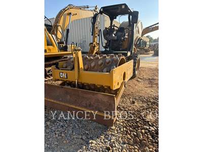 Caterpillar CP44B Smooth Drum Roller Compactor
