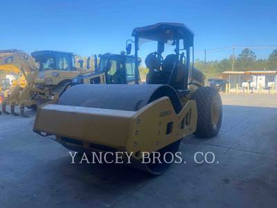 Caterpillar CS11GC Smooth Drum Roller Compactor