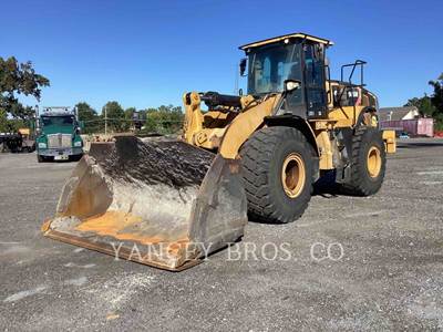Caterpillar 966M Wheel Loader