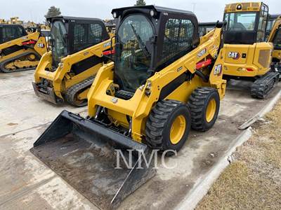 Caterpillar 242D3 Track Skid Steer