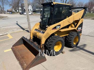 Caterpillar 262B Skid Steer