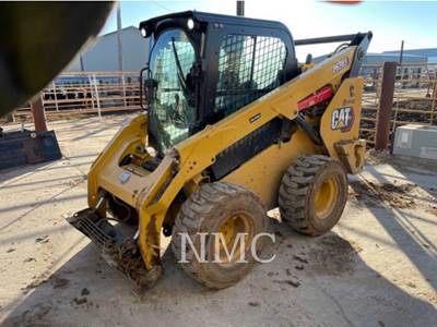 Caterpillar 262D3 Skid Steer