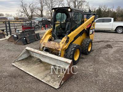 Caterpillar 272D Mini Skid Steer