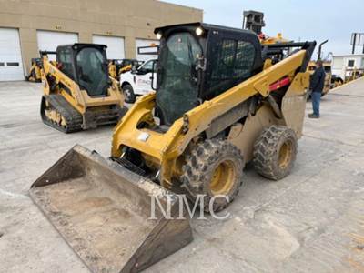 Caterpillar 272D2 Skid Steer
