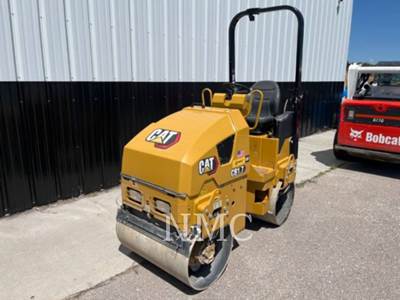 Caterpillar CB1.7 Tandem Vibratory Roller