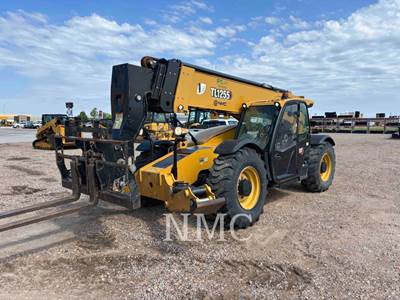 Caterpillar TL1255 Telehandler