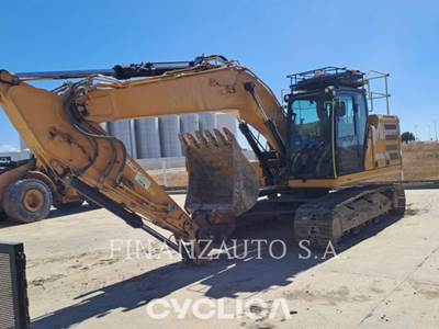 Caterpillar 320 Excavator