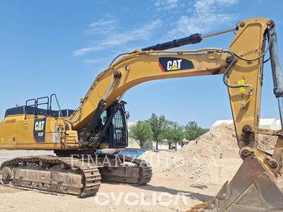 Caterpillar 352FL Excavator