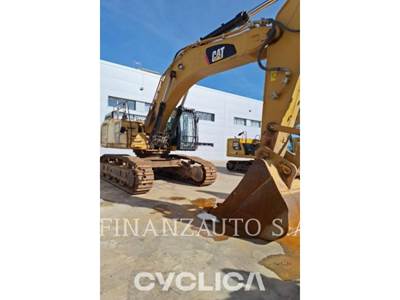 Caterpillar 352FL Excavator