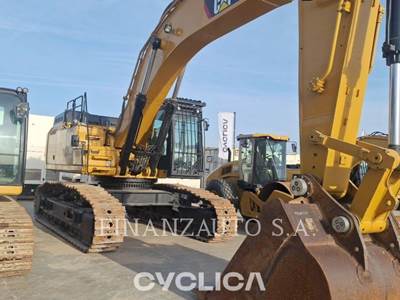 Caterpillar 352FL Excavator
