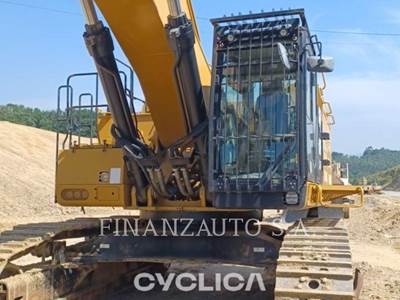 Caterpillar 374FL Excavator