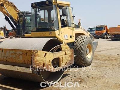 BOMAG BW211 Smooth Drum Roller Compactor