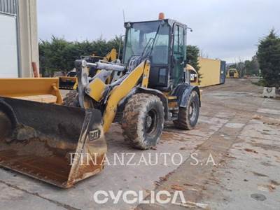 Caterpillar 908M Wheel Loader