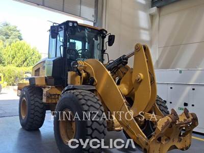Caterpillar 938M Wheel Loader
