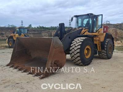 Volvo L220 Wheel Loader