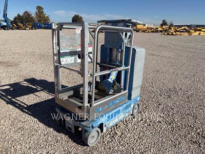 Genie GR-15 Boom Lift