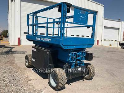 Genie GS-2669 RT Boom Lift