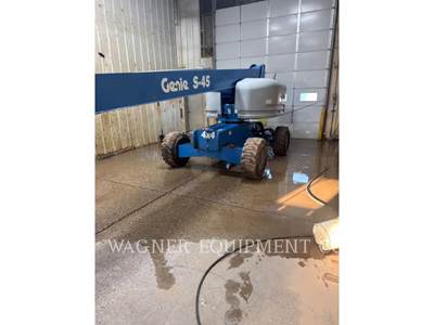 Genie S45XC Boom Lift