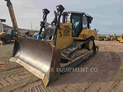 Caterpillar D6XE Dozer