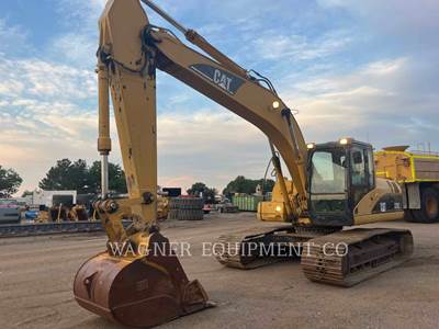 Caterpillar 320CL Excavator