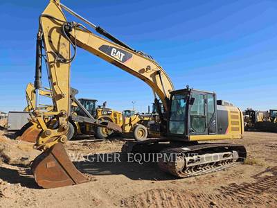 Caterpillar 320EL Excavator