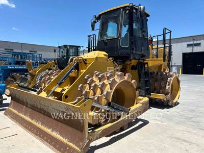 Caterpillar 815 Soil Compactor