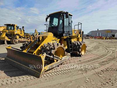 Caterpillar 815 Soil Compactor