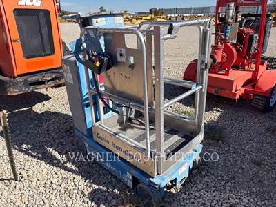 Genie GR-15 Scissor Lift