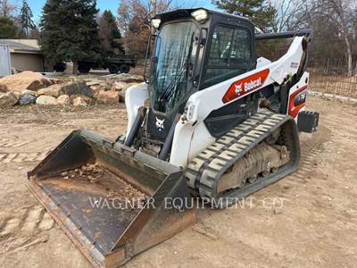Bobcat T76 Track Skid Steer