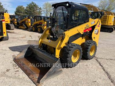 Caterpillar 236D3 Skid Steer