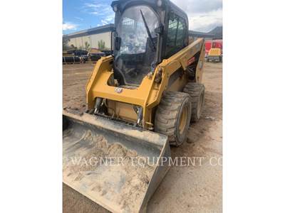 Caterpillar 236D3 Skid Steer