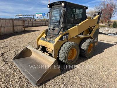 Caterpillar 242 Track Skid Steer