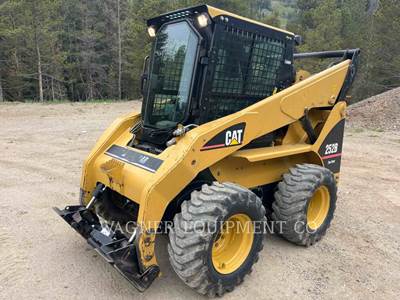 Caterpillar 252B Track Skid Steer