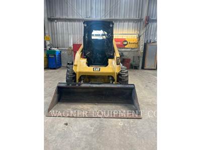 Caterpillar 272D2 Skid Steer