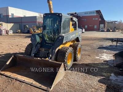 John Deere 332E Skid Steer