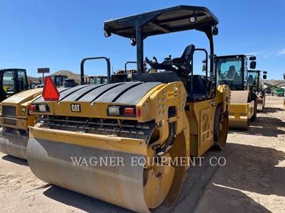 Caterpillar CB16 Smooth Drum Roller Compactor