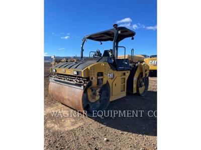 Caterpillar CB16 Smooth Drum Roller Compactor