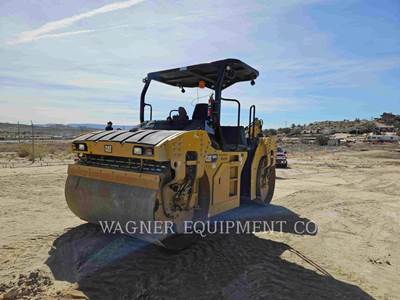 Caterpillar CB16 Smooth Drum Roller Compactor