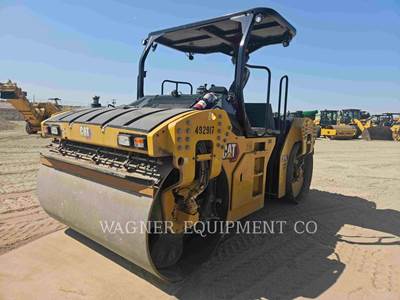 Caterpillar CB16 Smooth Drum Roller Compactor