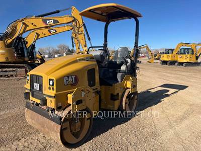 Caterpillar CB2.703 Smooth Drum Roller Compactor